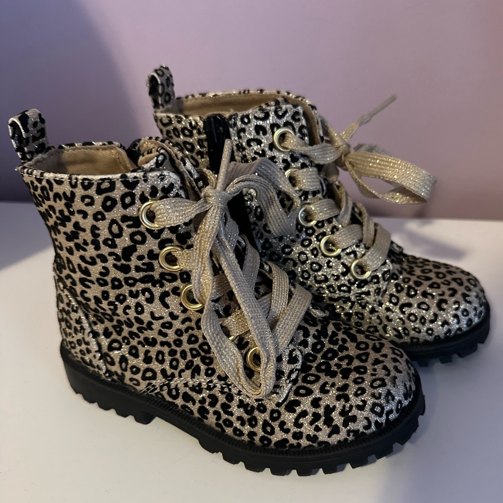 Harper Canyon toddler girl booties